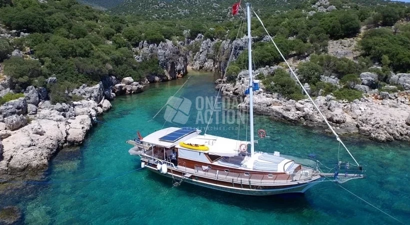 Kekova Tekne Turu | Batık Şehir, Kaleköy, Tersane Koyu | Tüm Gün Süren Koylar Turu | Memnuniyet Garantili
